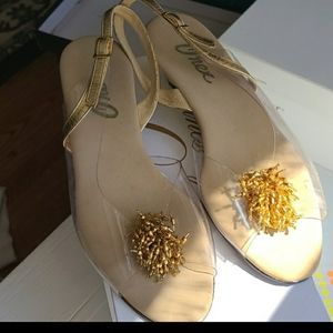 Clear gold strap on low heel gold 11M (9.5-10)